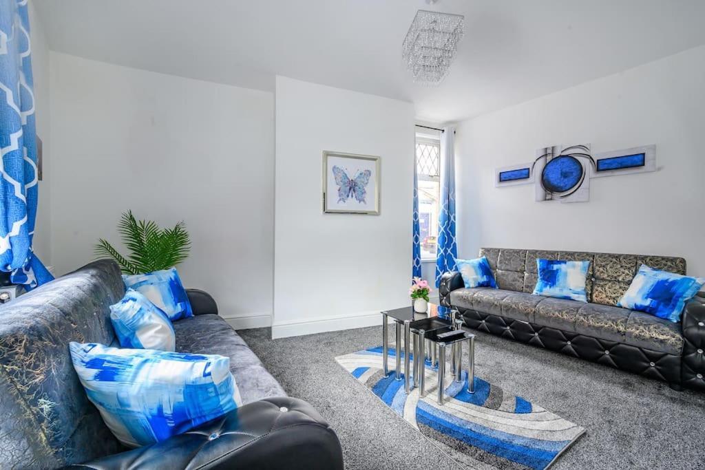 -16Pt- For Your Relaxed & Cosy Stay & Free Parking Leeds  Exterior photo